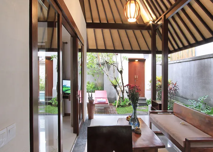 Dedary & Ubud By Ini Vie Hospitality Hotel 5*