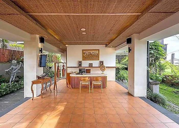 Dedary & Ubud By Ini Vie Hospitality Hotel